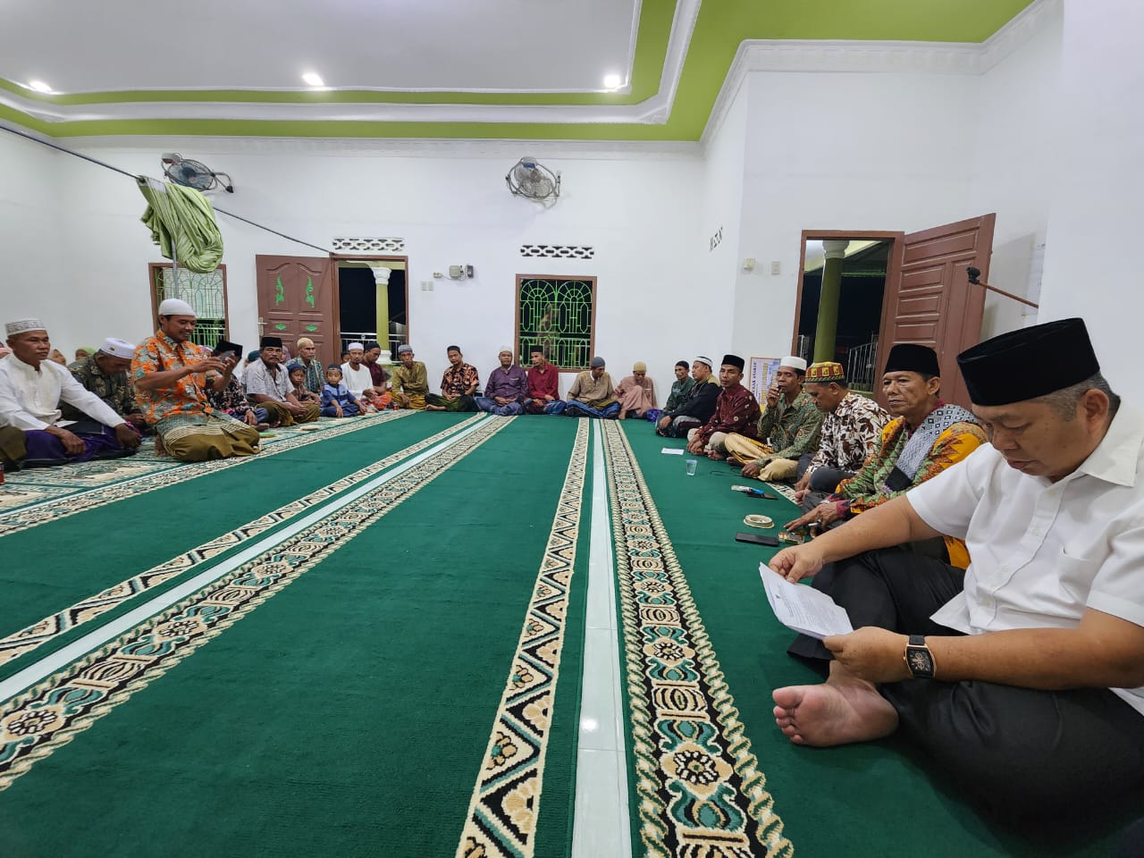 Safari_Ramadhan_Tim_Kabupaten_dan_Penyerahan_Bingkisan_di_Mushola_Istiqhlal_2